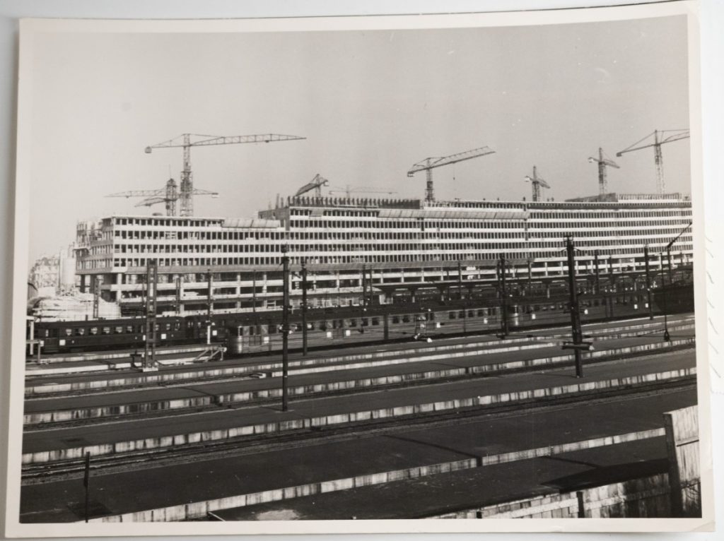 PHOTO Argentique reconstruction de la gare Montparnasse Paris 18X24cm 1960