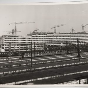 PHOTO Argentique reconstruction de la gare Montparnasse Paris	18X24cm	1960