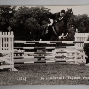 PHOTO Argentique	France	Equitation cheval saut d'obstacles	17X23	1970
