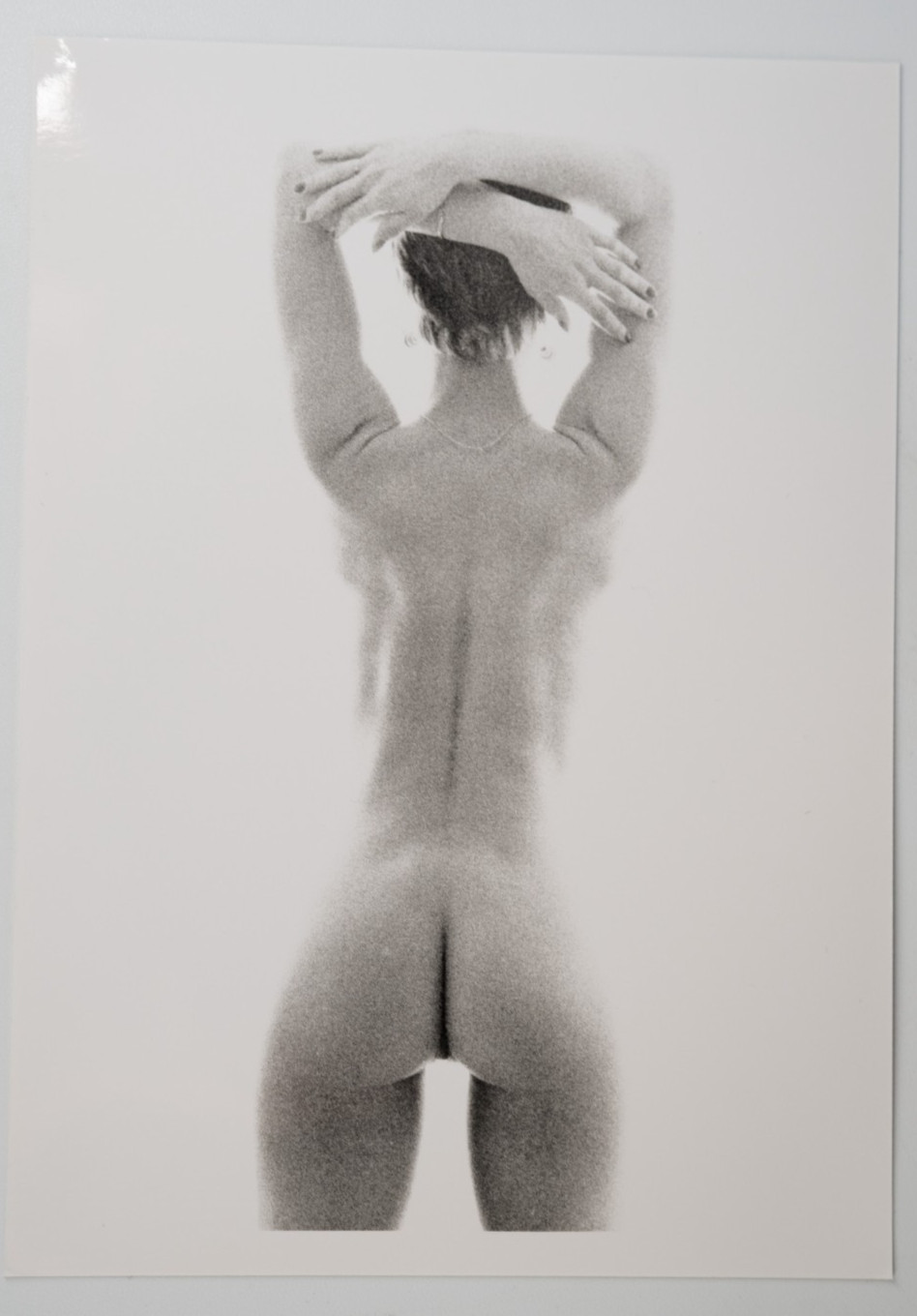 PHOTO argentique artistique NU féminin femme nue NOIR ET BLANC format 13X18 1980
