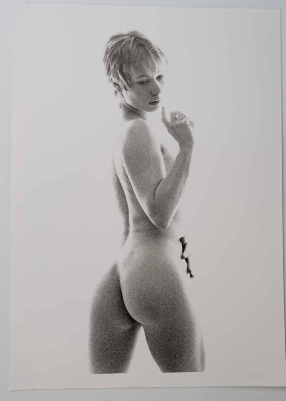 PHOTO argentique artistique NU féminin femme nue NOIR ET BLANC format 13X18 1980