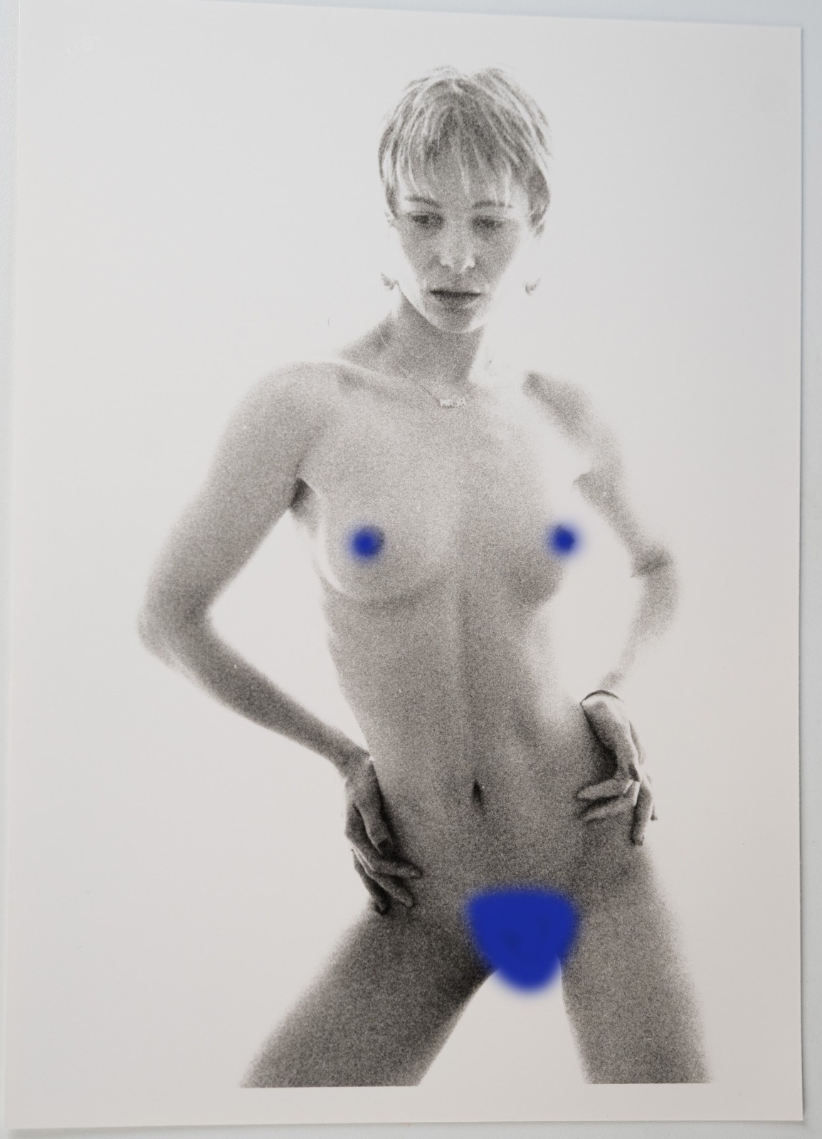 PHOTO argentique artistique NU féminin femme nue NOIR ET BLANC format 13X18 1980