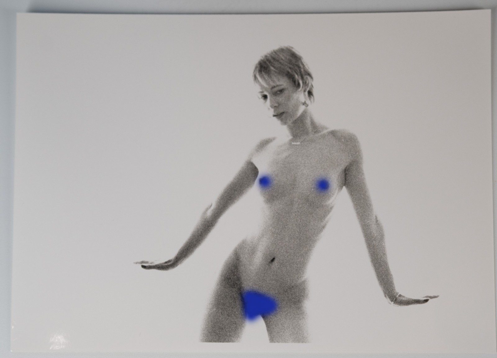 PHOTO argentique artistique NU féminin femme nue NOIR ET BLANC format 13X18 1980