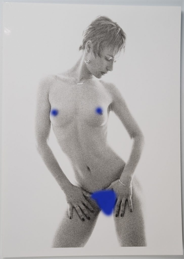 PHOTO argentique artistique NU féminin femme nue NOIR ET BLANC format 13X18 1980