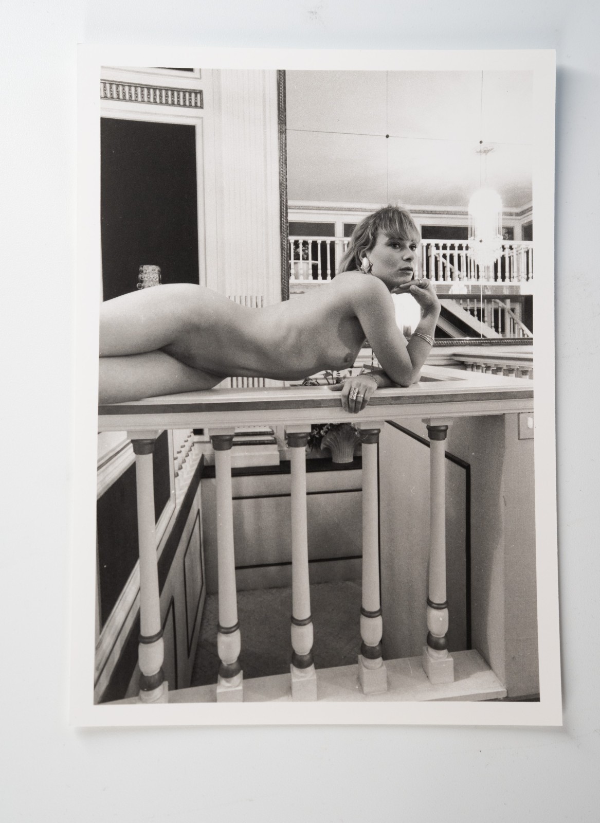PHOTO argentique artistique NU féminin femme nue NOIR ET BLANC format 13X18 1980