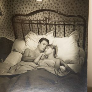 TIRAGE PHOTO Agnès Laurent et Gil Vidal scene du film Péché de Jeunesse 13X18cm