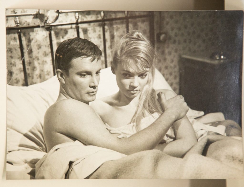 TIRAGE PHOTO Agnès Laurent et Gil Vidal scene du film Péché de Jeunesse 13X18cm