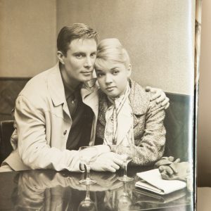 TIRAGE PHOTO	Agnès Laurent et Gil Vidal scene du film Péché de Jeunesse 24x30cm