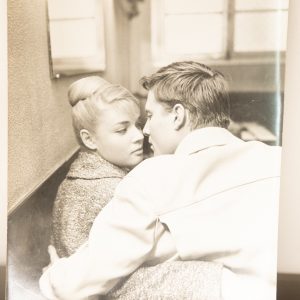 TIRAGE PHOTO	Agnès Laurent et Gil Vidal scene du film Péché de Jeunesse 24x30cm