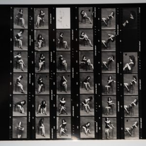 PHOTO Argentique	France	Planche contact femme pinup STUDIO	24x30cm	1980