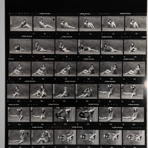 PHOTO Argentique	France	Planche contact femme pinup STUDIO	24x30cm	1980