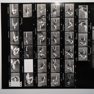 PHOTO Argentique	France	Planche contact femme pinup STUDIO	24x30cm	1980