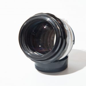OBJECTIF photo Argentique	Nikon	Nikkor-H  auto 85mm 1,8 AI 	1977