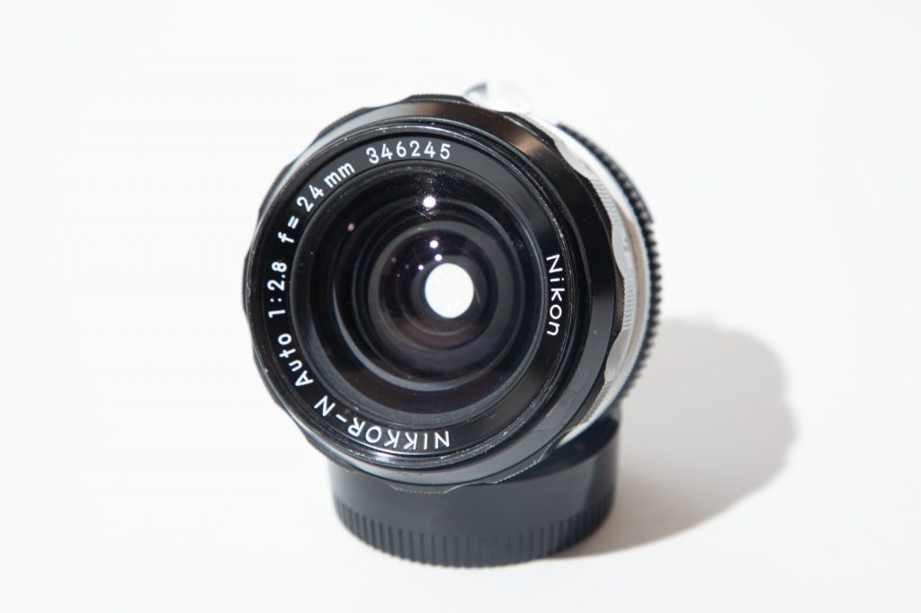 OBJECTIF photo Argentique Nikon NIKKOR-N AUTO 24mm F 2,8 AI 1977 24X36mm