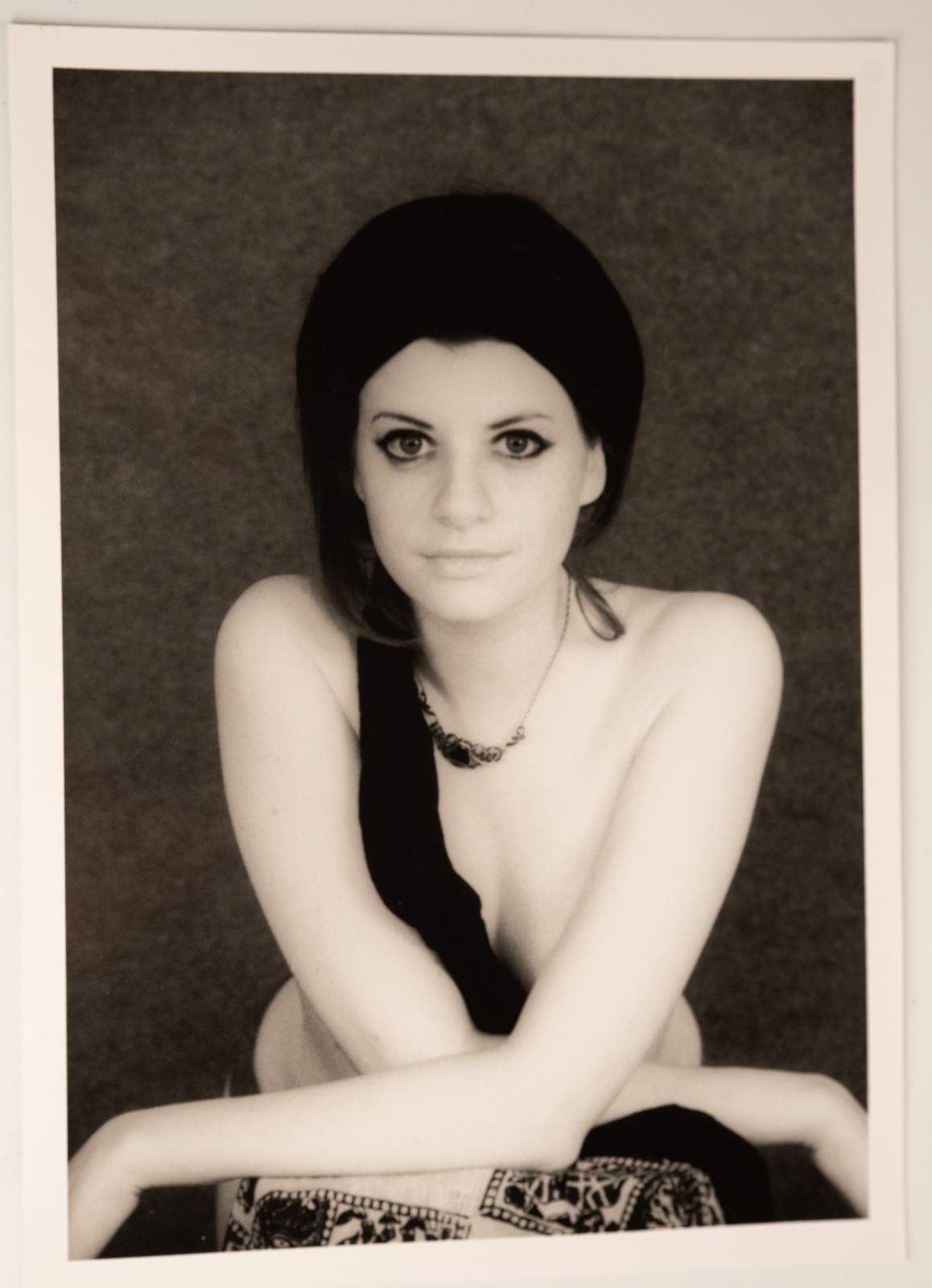 TIRAGE PHOTO Argentique France Portrait de femme Pin-Up 13X18cm 1980