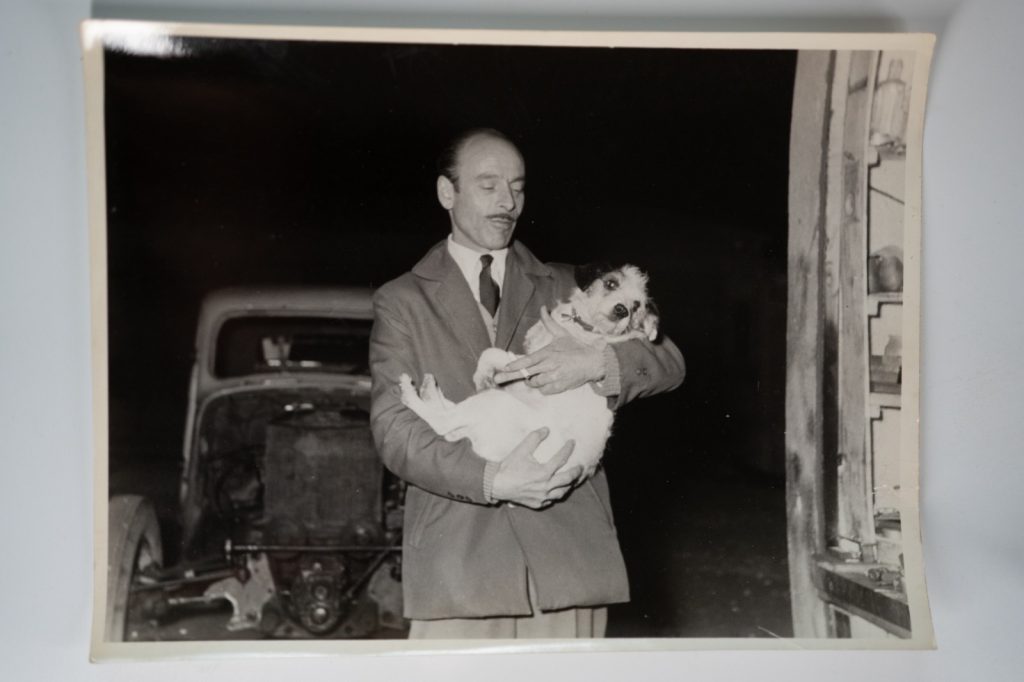 PHOTO Argentique France Homme et son chien 18X24cm 1960