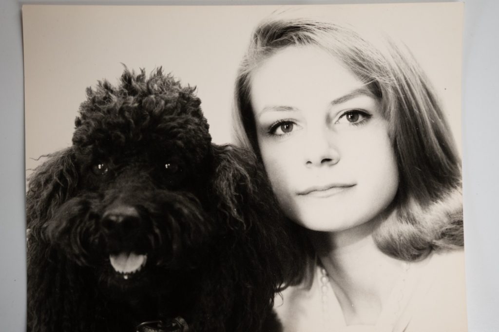 PHOTO Argentique	France	Personnes et chien caniche	23X29cm	1940
