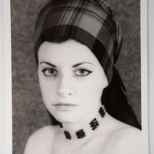 TIRAGE PHOTO	Argentique 	France	Portrait de femme Pin-Up	13X18cm	1980
