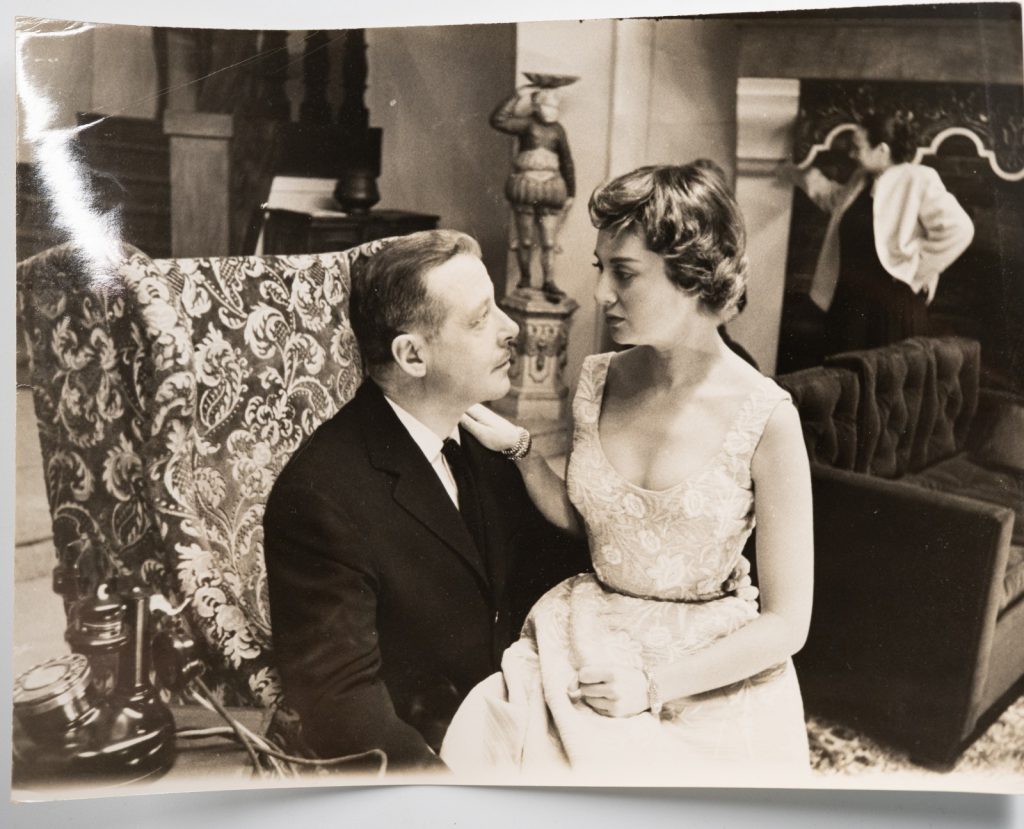 PHOTO scène de théâtre 18X24cm 1950 Fernand Gravey et Françoise Christophe