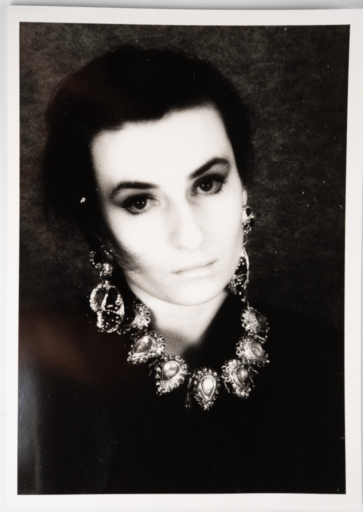 TIRAGE PHOTO	Argentique 	France	Portrait de femme Pin-Up	13X18cm	1980