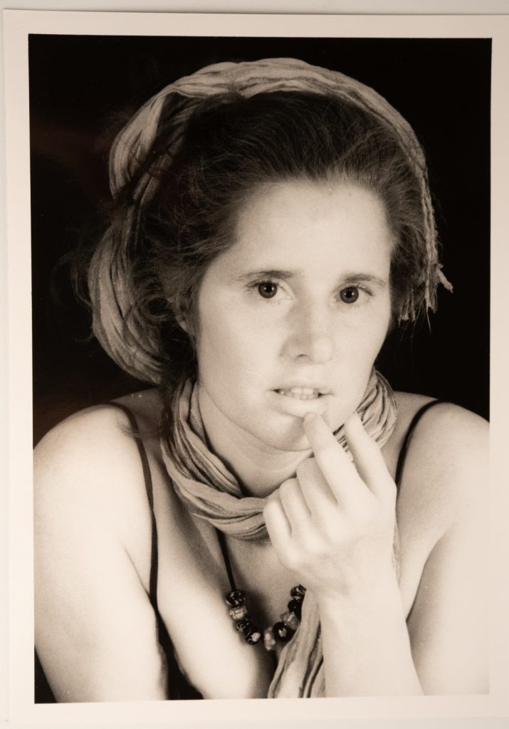 TIRAGE PHOTO Argentique France Portrait de femme Pin-Up 13X18cm 1980