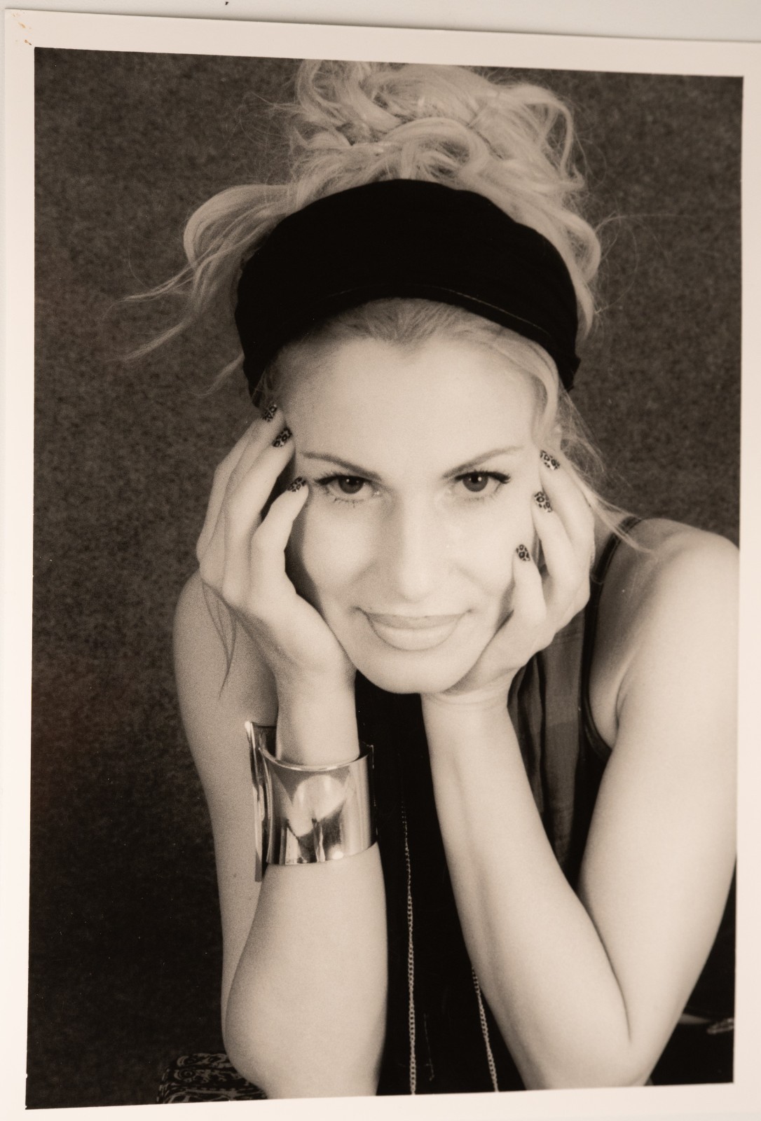 TIRAGE PHOTO Argentique France Portrait de femme Pin-Up 13X18cm 1980