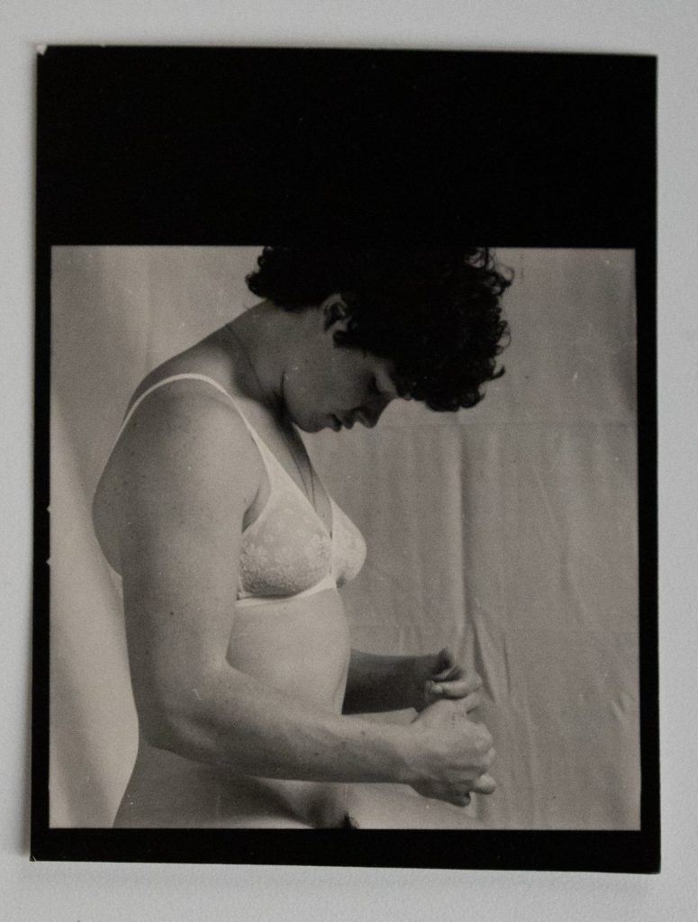 PHOTO Argentique France Femme nue Nue artistique 6X6cm SNAP SHOT 1970