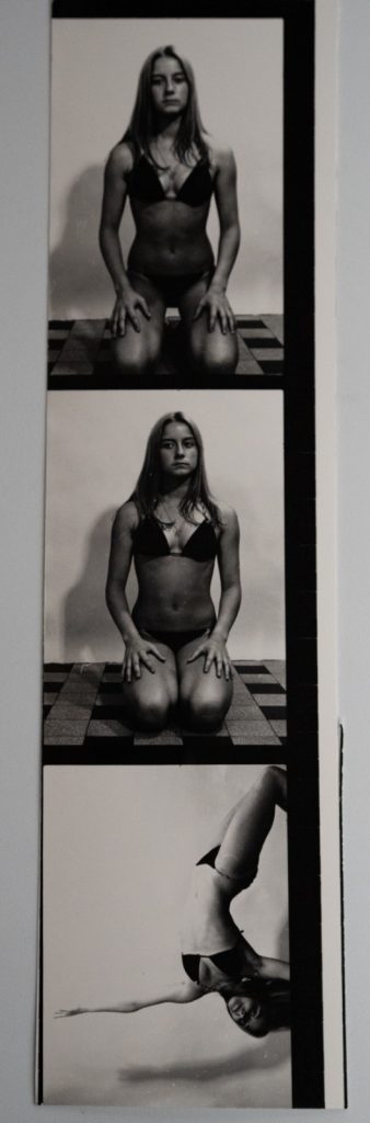 PHOTO Argentique France Planche contact femme nue vue 6X6cm 1980