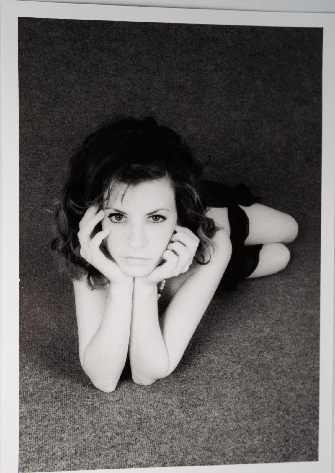 TIRAGE PHOTO Argentique France Portrait de femme Pin-Up 13X18cm 1980