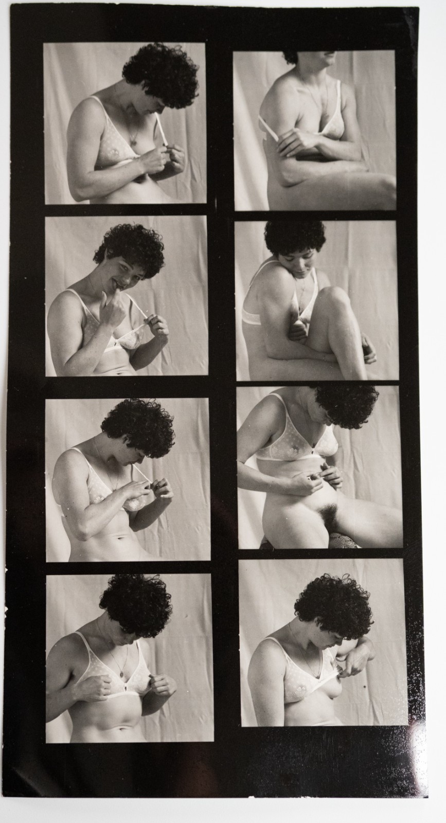 PHOTO Argentique France Planche contact femme nue vue 6X6cm 1980