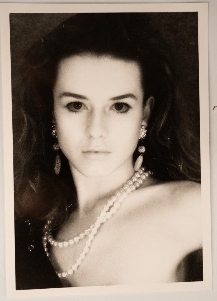 TIRAGE PHOTO Argentique France Portrait de femme Pin-Up 13X18cm 1980