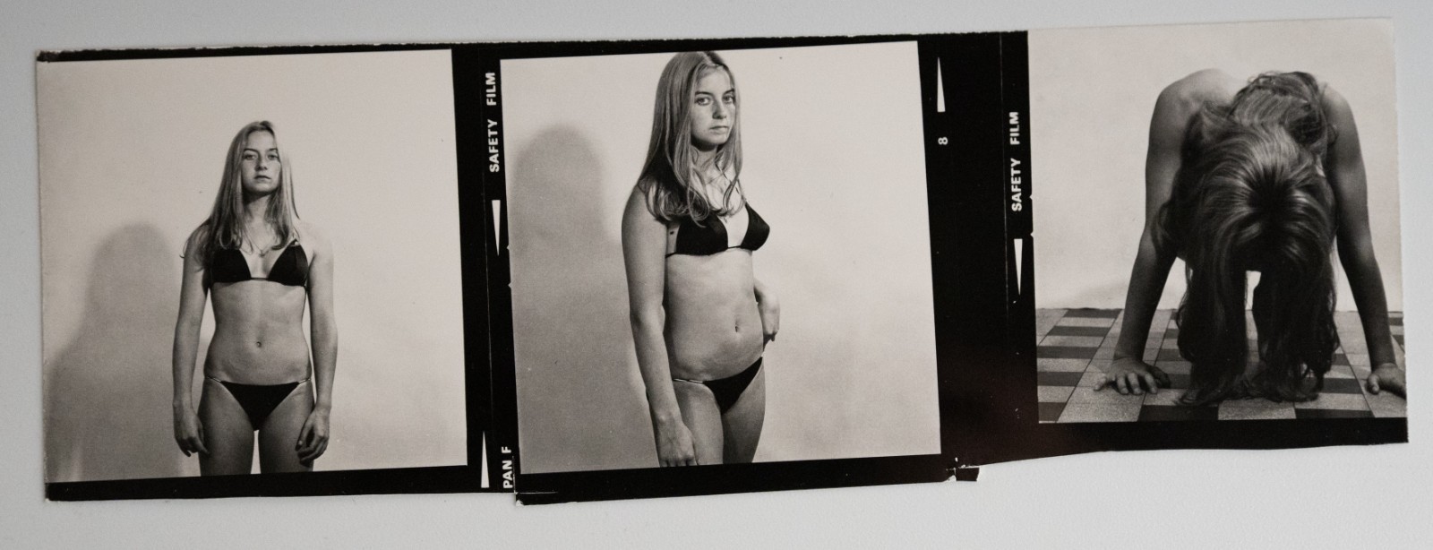 PHOTO Argentique France Planche contact femme nue vue 6X6cm 1980