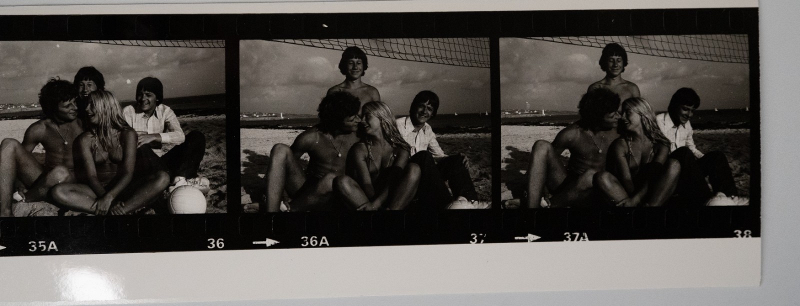 PHOTO Argentique France Planche contact femme nue vue 6X6cm 1980