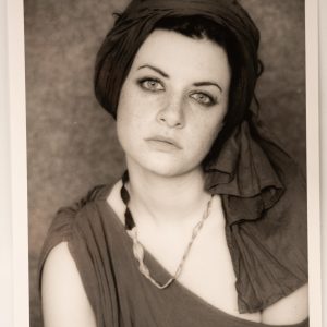 TIRAGE PHOTO	Argentique 	France	Portrait de femme Pin-Up	13X18cm	1980