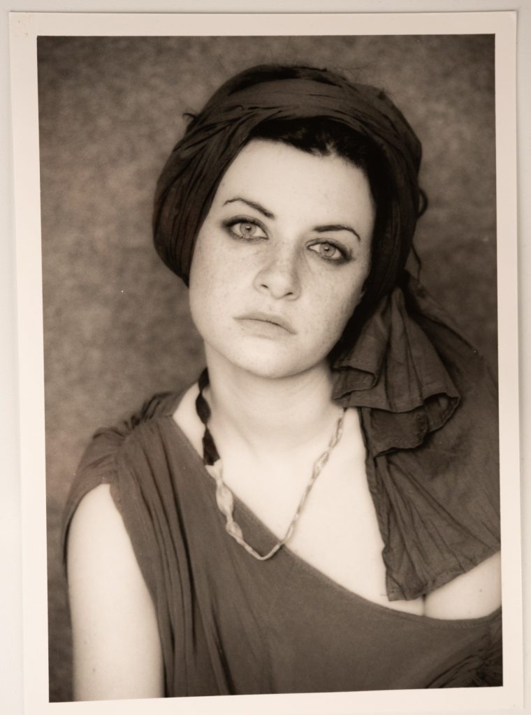 TIRAGE PHOTO	Argentique 	France	Portrait de femme Pin-Up	13X18cm	1980