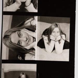 TIRAGE PHOTO Argentique	France	Jeune femme planche contact	vue 6X6cm	1970