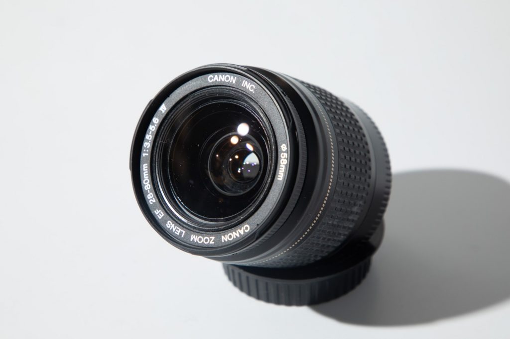 OBJECTIF Canon ZOOM EF 28-80 f3,5-5,6 IV 2000 Argentique, Numérique 24x36mm