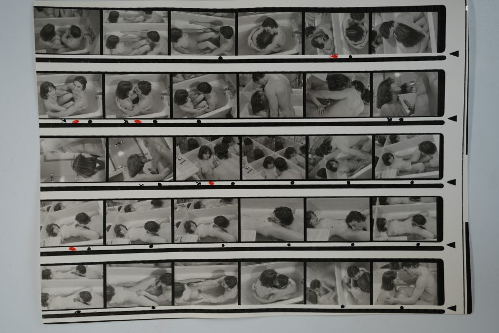 TIRAGE PHOTO Argentique Planche contact Couple scène de sexe 18X24cm 1980
