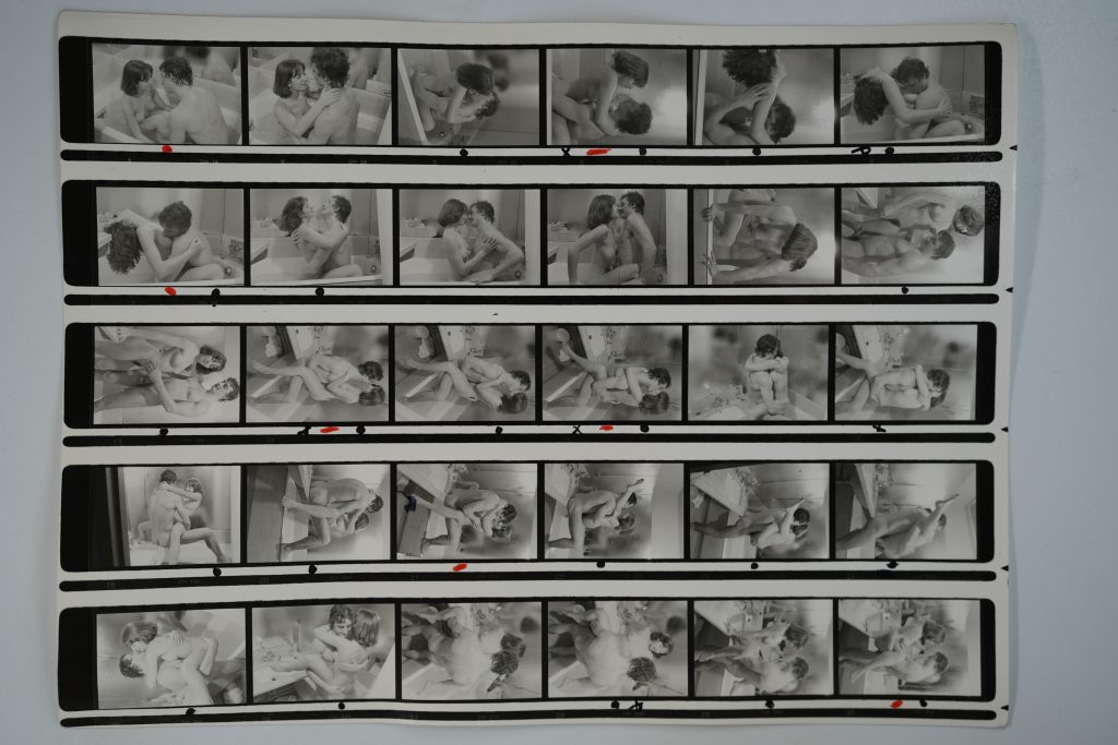 TIRAGE PHOTO Argentique Planche contact Couple scène de sexe 18X24cm 1980