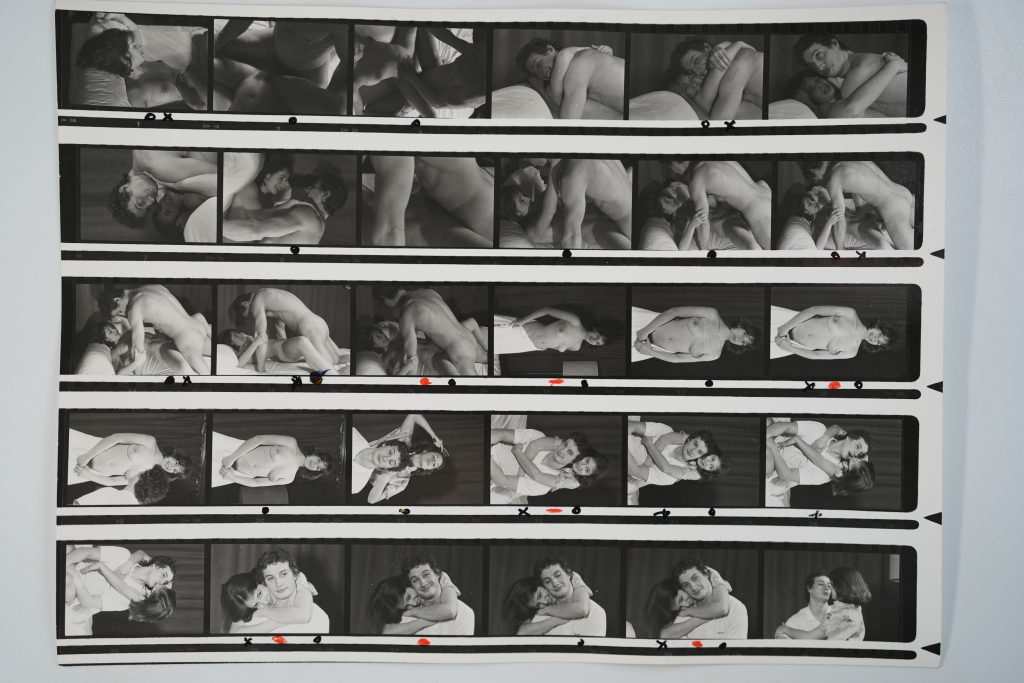 TIRAGE PHOTO Argentique Planche contact Couple scène de sexe 18X24cm 1980