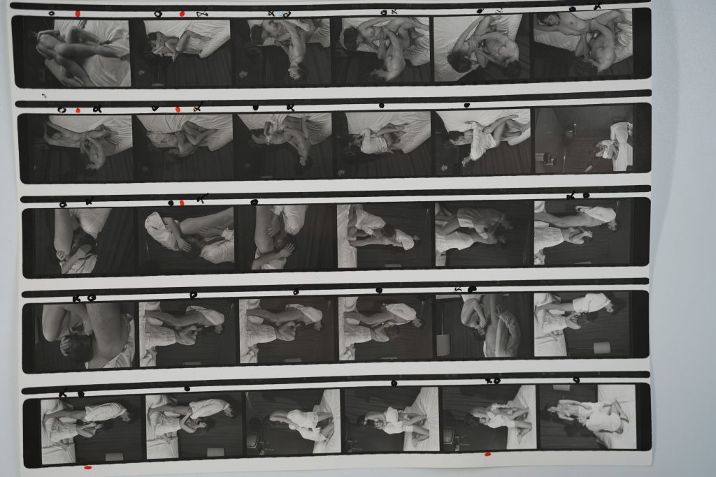 TIRAGE PHOTO Argentique Planche contact Couple scène de sexe 18X24cm 1980