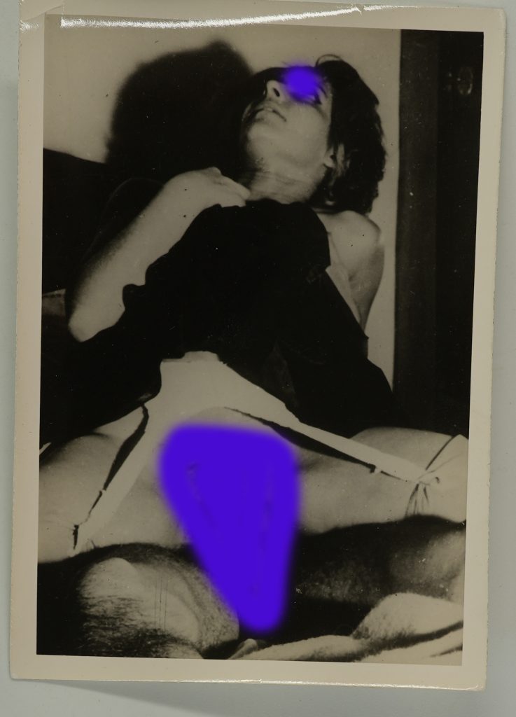 TIRAGE PHOTO Argentique Couple scène de sexe 9x12cm 1970