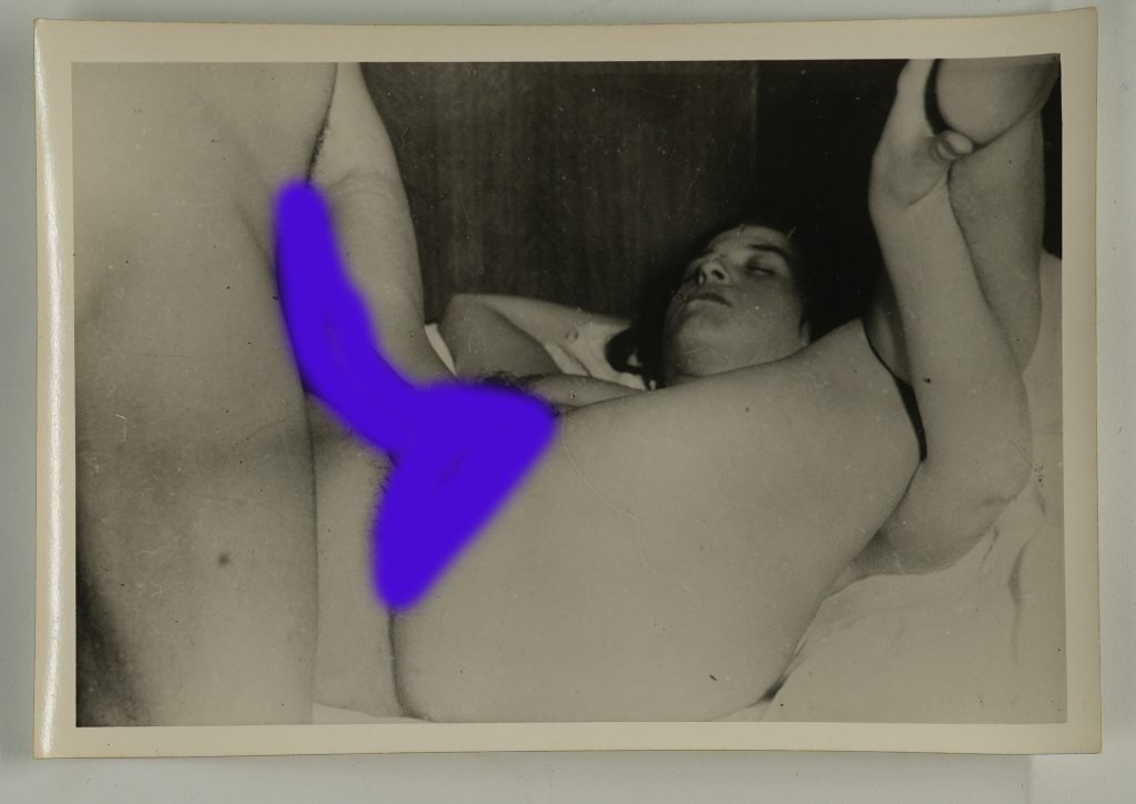 Photo Argentique scène de sexe	8X12cm	1960 érotica Noir et blanc très bon état