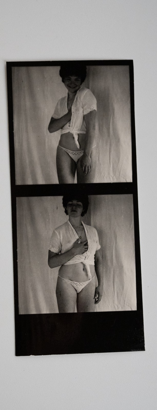 PHOTO Argentique France Planche contact femme nue vue 6X6cm 1980