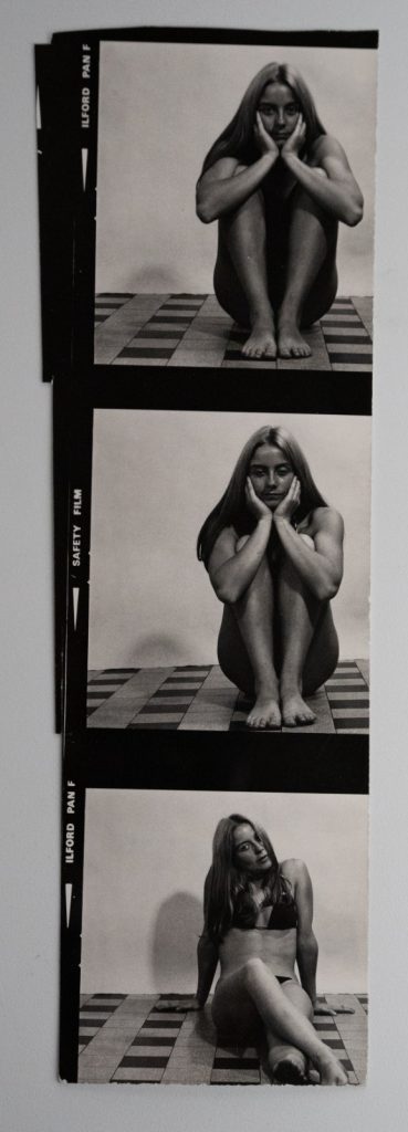 PHOTO Argentique France Planche contact femme nue vue 6X6cm 1980