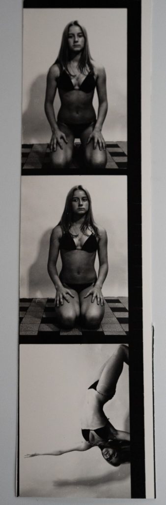 PHOTO Argentique France Planche contact femme nue vue 6X6cm 1980