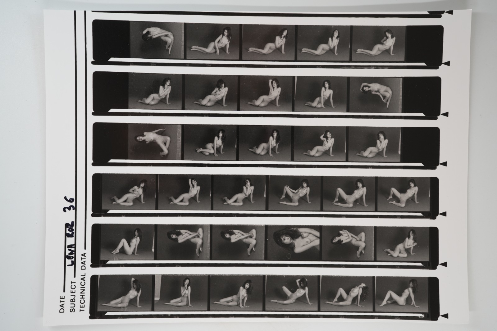 photo Argentique France planche contact nu artistique femme nue 21X29cm 1980