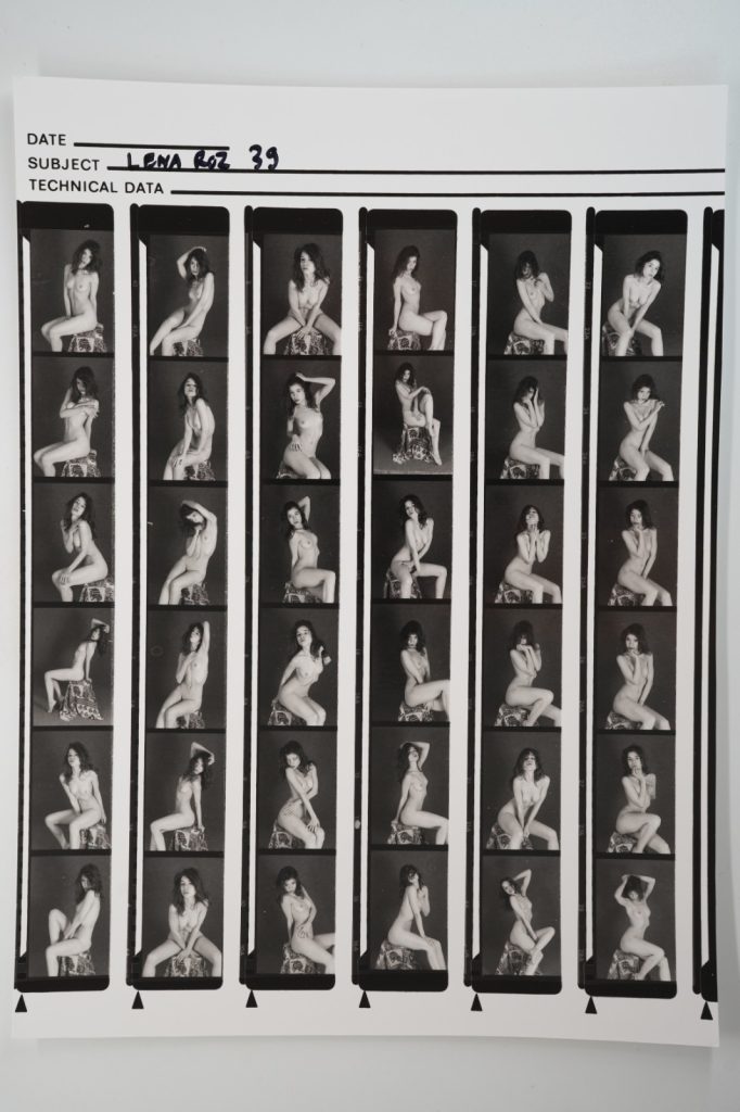 photo Argentique France planche contact nu artistique femme nue 21X29cm 1980