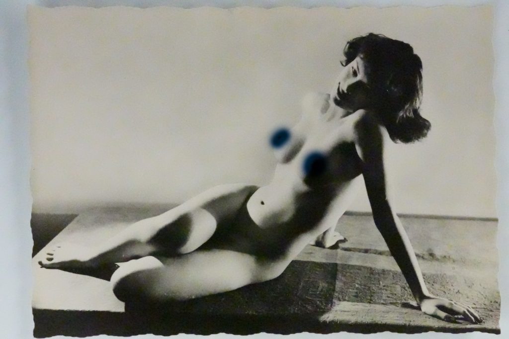 TIRAGE PHOTO 1960 PINUP FEMME NUE NU ARTISTIQUE FORMAT 10X15cm