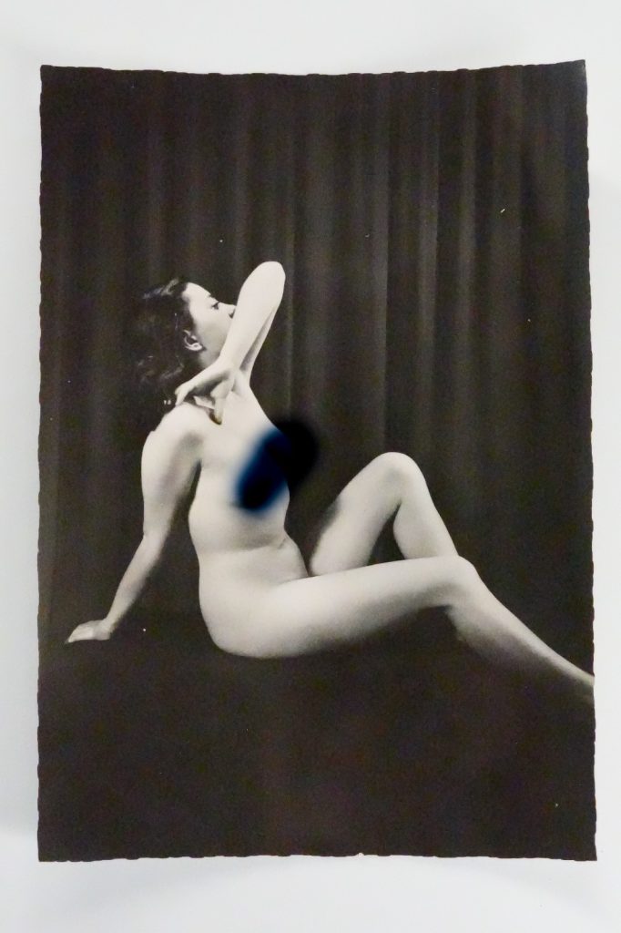TIRAGE PHOTO	  1960	PINUP FEMME NUE NU ARTISTIQUE FORMAT 10X15cm